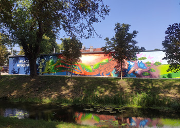 Mural na siedzibie Zakładu